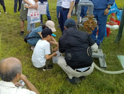 給水袋への給水体験