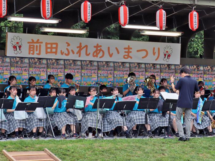 手稲高校吹奏楽部による演奏の様子