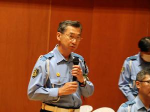 河野手稲警察署によるあいさつの様子