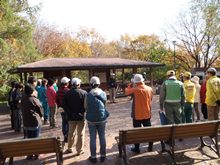 10月26日富丘西公園保全作業開始前のあいさつ