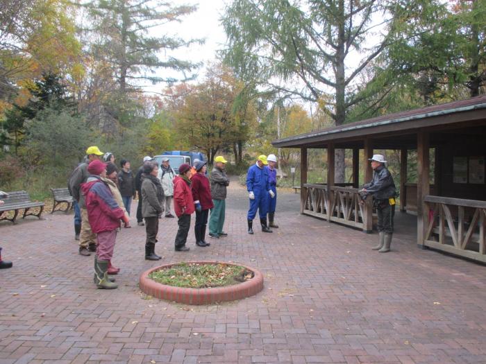 2016年度富丘西公園保全作業の様子1