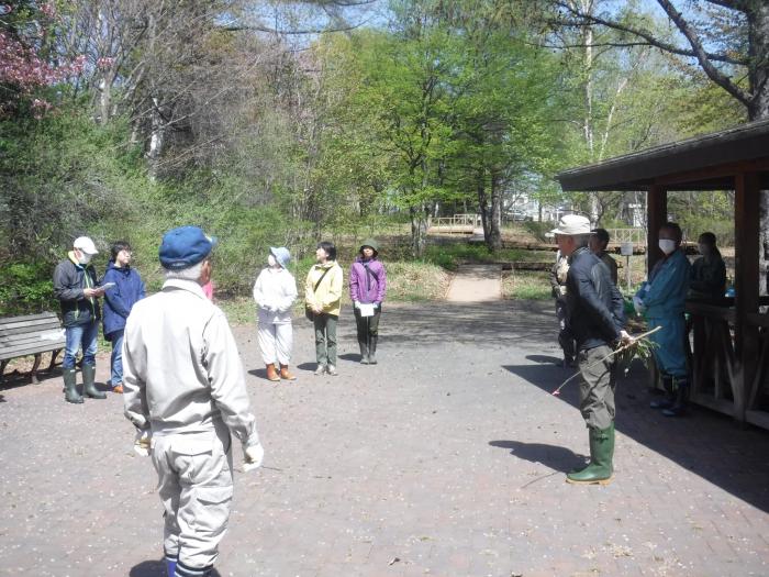 R6年4月29日富丘西公園作業講習会1