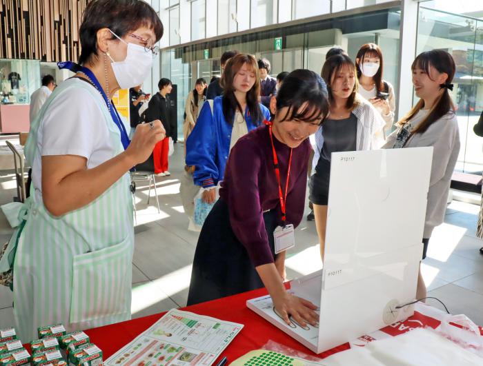 ベジチェック測定の様子