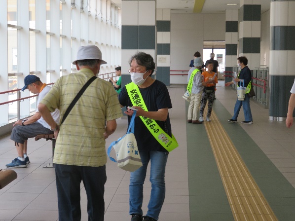 JR手稲駅連絡通路での啓発