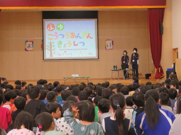 幼稚園、保育園での交通安全教室の様子1