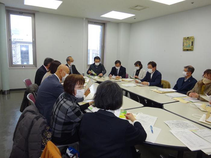 臨時定例会の様子