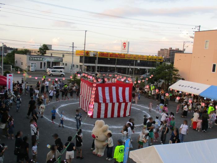 稲穂連合町内会第50回納涼盆踊り大会の様子ていぬも参加しました