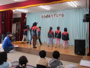 舞台発表の様子