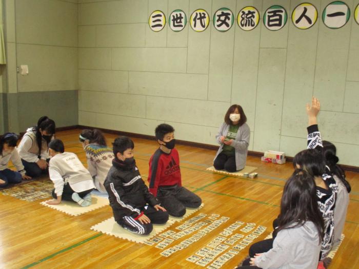 百人一首大会の様子1