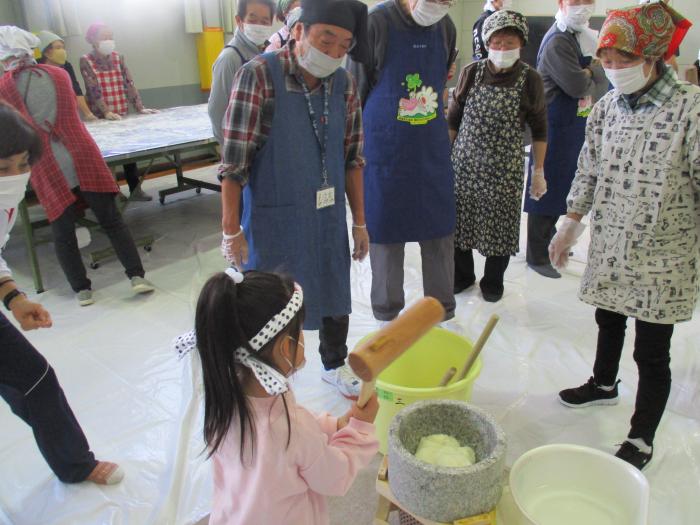 稲穂ふれあいもちつき大会
