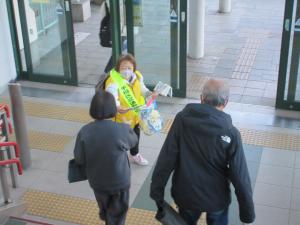 交通安全街頭啓発の写真