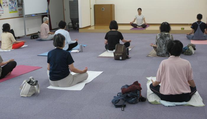 呼吸を整えて瞑想
