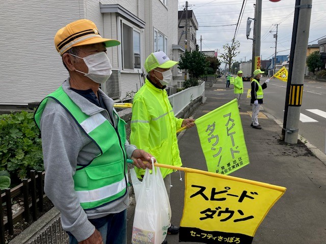 新発寒児童会館前での啓発