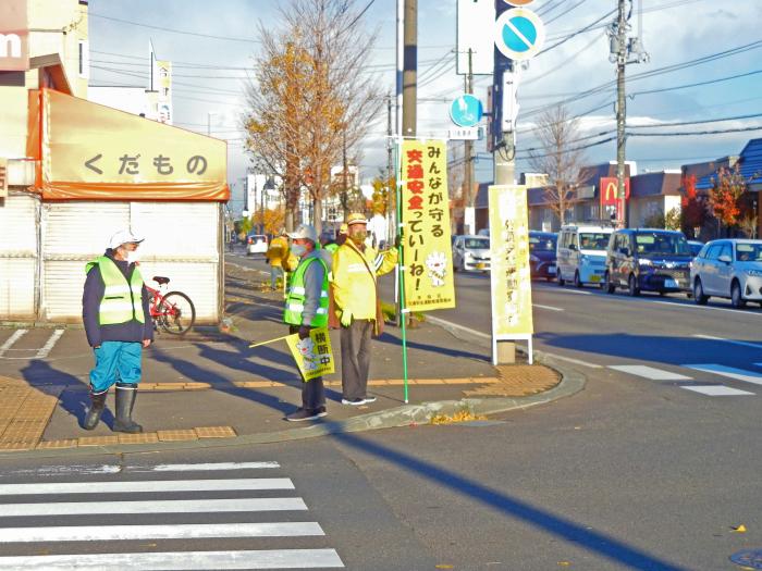 新発寒地区センター前交差点