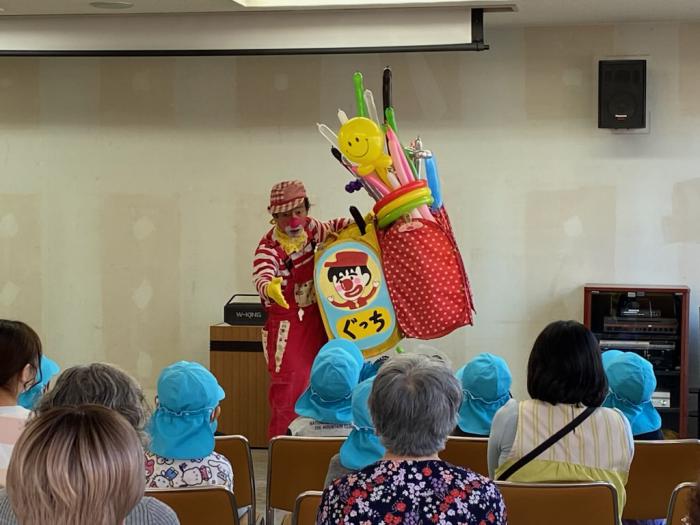 パントマイムとバルーンアート2