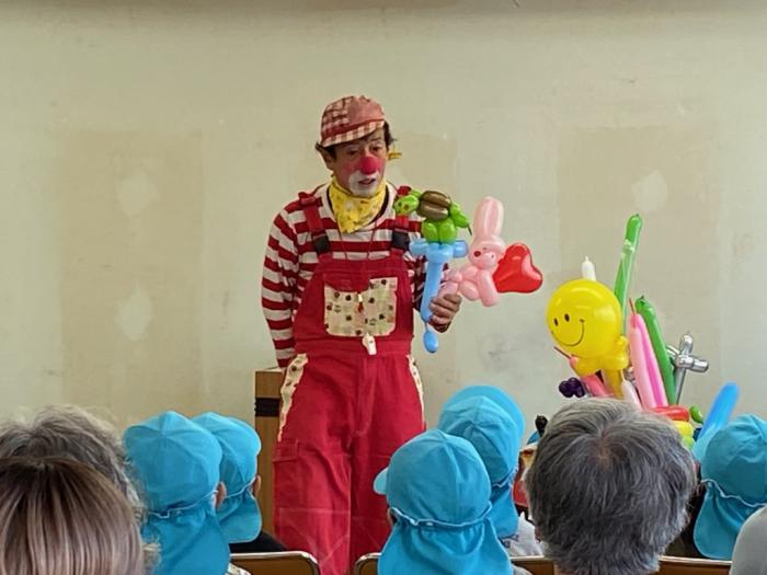 パントマイムとバルーンアート3