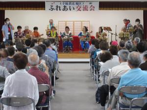 ウクレレ演奏の様子