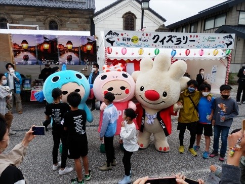 石狩さけまつりに参加するていぬの写真