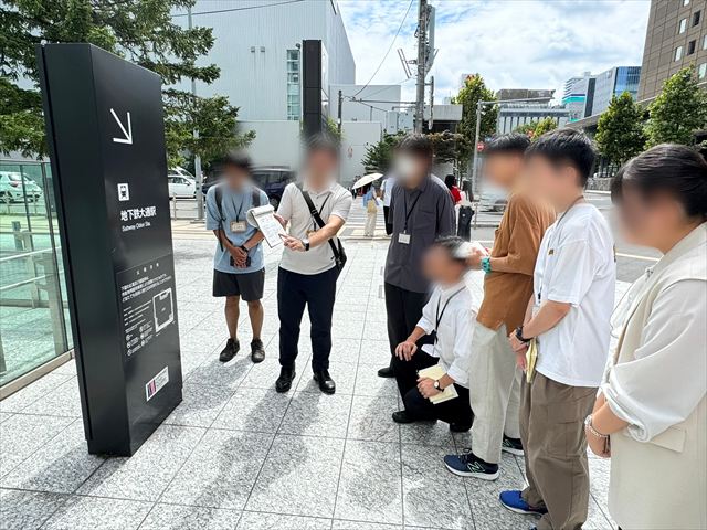 R7オープンカンパニー実施の様子（まち歩き）1