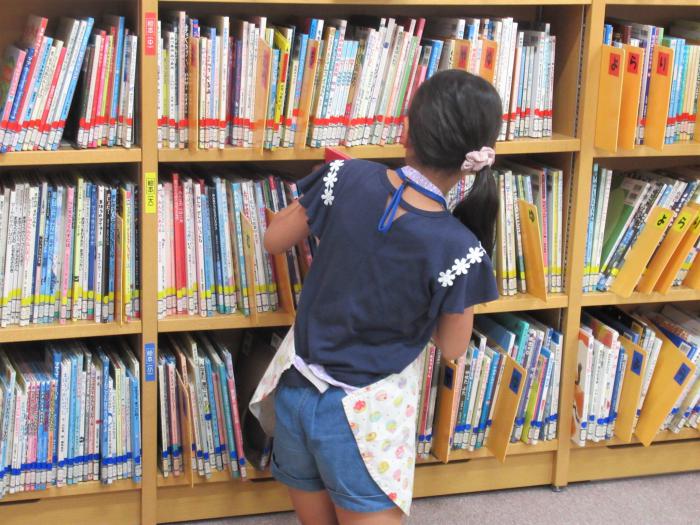 「一日司書体験」写真