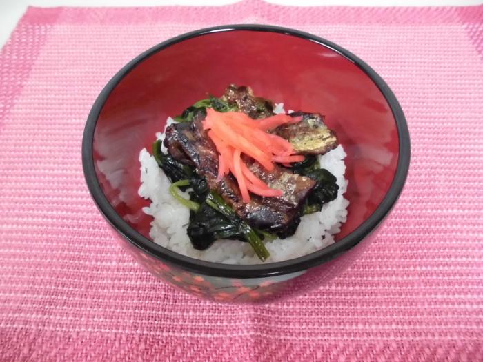 さんまの蒲焼丼