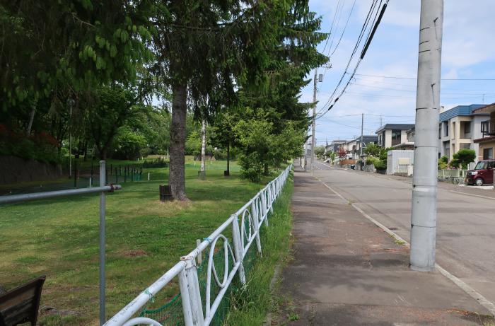 野球場横道