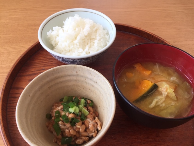 月曜日朝ごはん