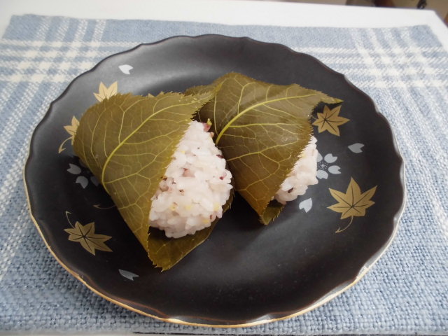 桜包みご飯