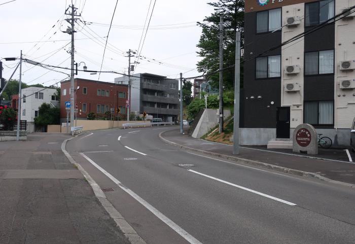 アンパン道路看板3