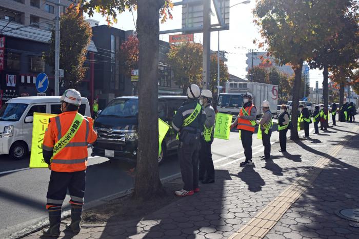 交通安全街頭啓発1